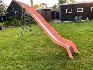Eibe origineel pro ukt. Glijbaan. 2 meter hoog. beschikbaar voor biedingen