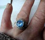 Zilveren ring met blauwe topaas, Gebruikt, Verzenden, 17 tot 18, Met edelsteen