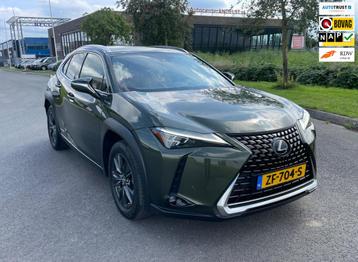 Lexus UX 250h First Edition Aut, Trekhaak, Alcantara, Cam, A beschikbaar voor biedingen