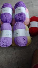 11 bollen pen dikte 5, Ophalen of Verzenden, Zo goed als nieuw, Breien of Haken, Wol of Garen