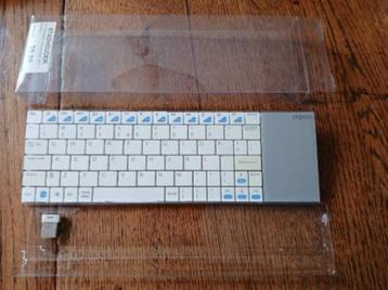 Rapoo draadloos toetsenbord met touchpad (wireless keyboard) beschikbaar voor biedingen