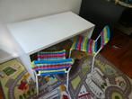 ikea stuva/ smastad kindertafel bureau, 2 stoeltjes en kleed, Kinderen en Baby's, Speelgoed | Speeltafels, Ophalen, Gebruikt