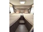 Chausson Titanium 627GA CAMPER AUTOMAAT ENKELE BEDDEN HEFBED, Automaat, Ringverwarming, 7 tot 8 meter, Diesel