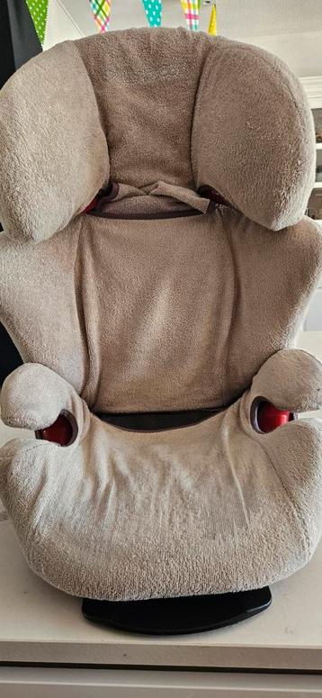 Autostoel Kinderen met Hoes beschikbaar voor biedingen