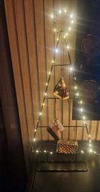kerstboom metaal met lichtsnoer en ornamenten, Huis en Inrichting, Ophalen of Verzenden, Zo goed als nieuw