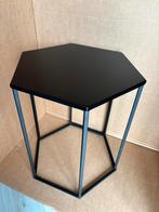 Zwarte bijzettafel – Hexagon vorm – Metaal, 45 tot 60 cm, Minder dan 55 cm, Metaal of Aluminium, Ophalen of Verzenden
