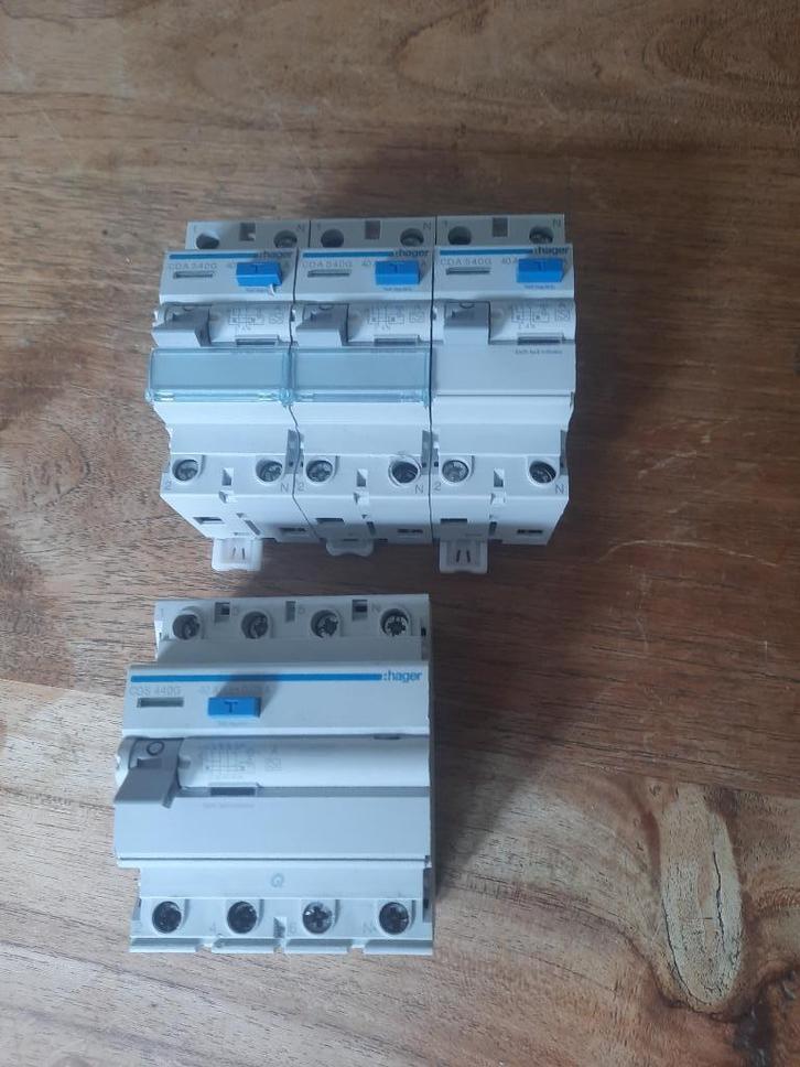 HAGER CDS 440G + CDA 540G nieuw, Doe-het-zelf en Verbouw, Elektra en Kabels, Nieuw, Overige typen, Ophalen