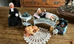 Tuinsetje bank stoel en tafel oma en kind plus hond, Ophalen of Verzenden, Zo goed als nieuw, Poppenhuis