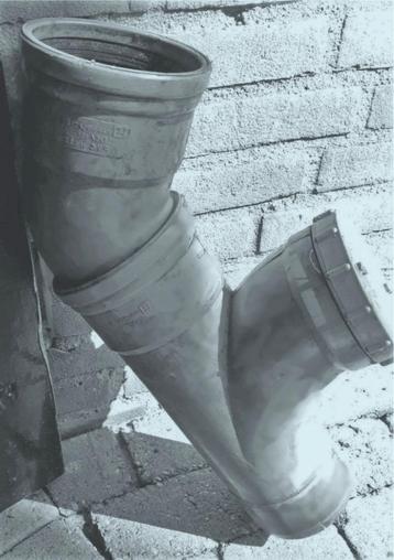 ONTSTOPPING-STUK MET BOCHT VAN 45 GR. DIAMETER 120 MM. IS NO beschikbaar voor biedingen