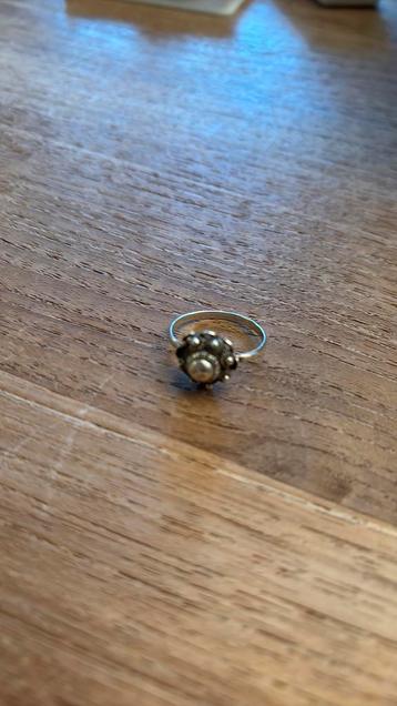 Zilveren ring met zeeuwse knoop beschikbaar voor biedingen