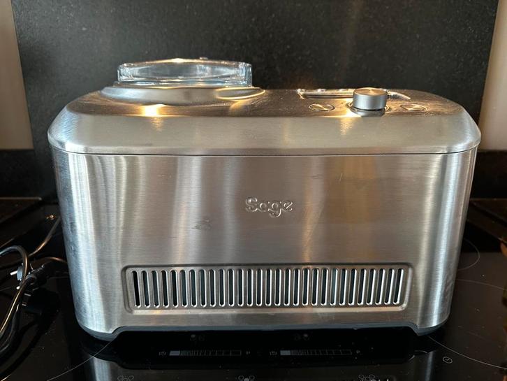 Sage ijsmachine, Witgoed en Apparatuur, IJsmachines, Zo goed als nieuw, Zelfvriezend, Ophalen of Verzenden