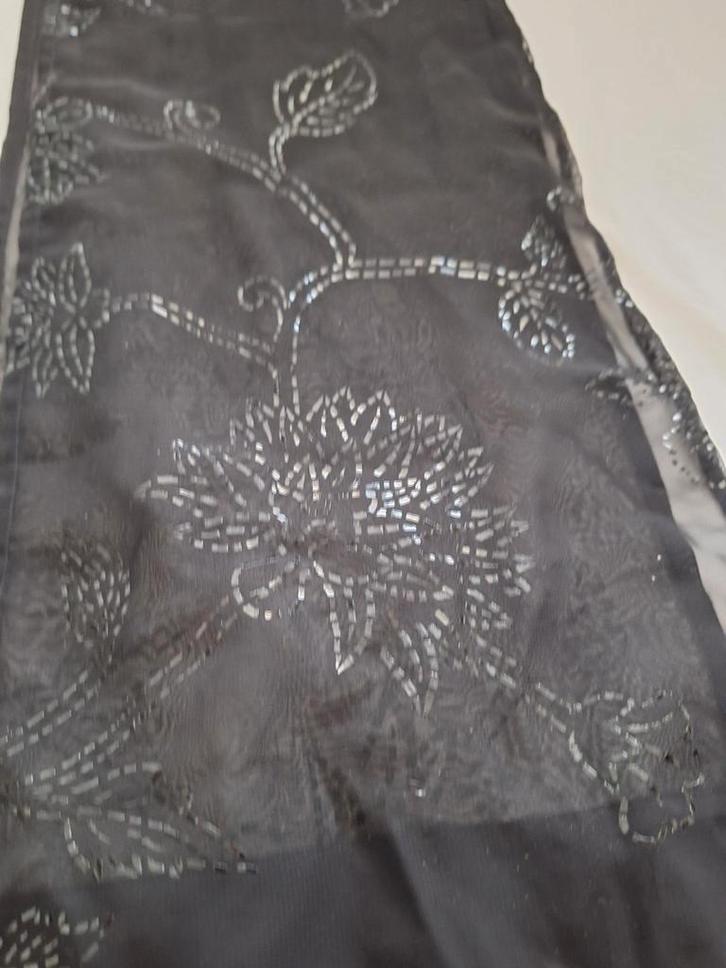 Zwarte Sjaal met Bloemmotief, Antiek en Kunst, Antiek | Kleden en Textiel, Ophalen of Verzenden