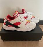 Nike Air-Huarache PRM QS Liverpool, Ophalen of Verzenden, Zo goed als nieuw