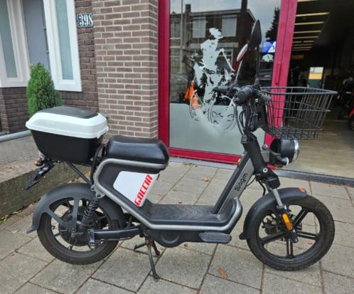 AGM GOCCIA, Fietsen en Brommers, Snorfietsen en Snorscooters, Gebruikt, Overige merken, Elektrisch, Ophalen