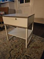 Nachtkastje met lade en plank, Minder dan 55 cm, Gebruikt, Vierkant, Ophalen of Verzenden