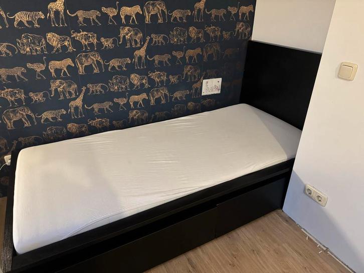 IKEA Malm Bed 1 Persoons Zwartbruin, Huis en Inrichting, Slaapkamer | Bedden, Zo goed als nieuw, Eenpersoons, Hout, Zwart, Ophalen of Verzenden