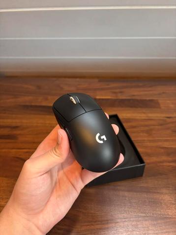 Logitech g pro superlight 2 / Muis / Zo goed als nieuw beschikbaar voor biedingen