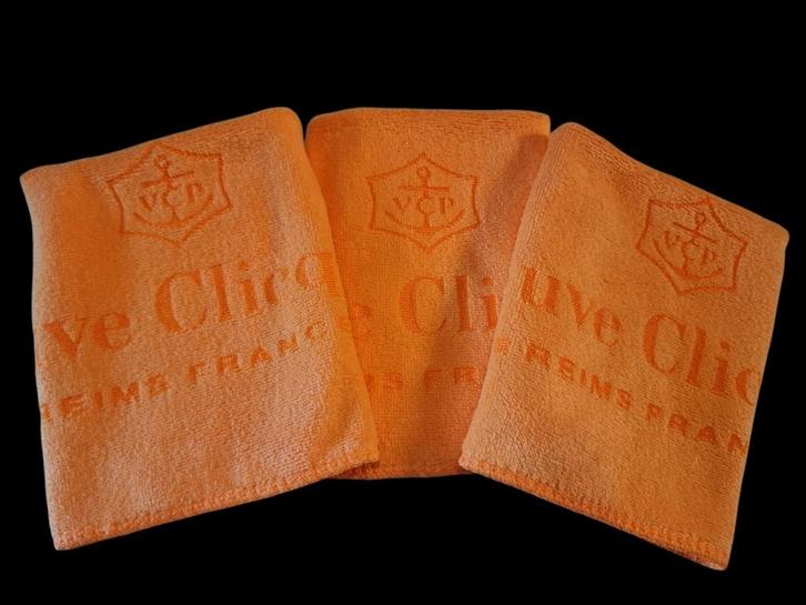 Gasten handdoekjes van het champagne merk VEUVE CLICQUOT ‼️, Huis en Inrichting, Keuken | Textiel, Nieuw, Theedoek of Handdoek
