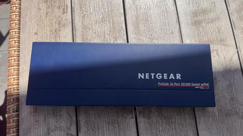 NETGEAR Prosafe 16 Port Switch met PoE, Computers en Software, Netwerk switches, Zo goed als nieuw, Ophalen of Verzenden