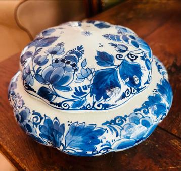 Porseleyne Fles Delftsblauwe Bonbonniere Porselein beschikbaar voor biedingen