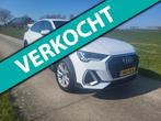Audi Q3 Sportback 45 TFSI e S Edition HYBRIDE S-line 2023, Gebruikt, Wit, Bedrijf, Grijs