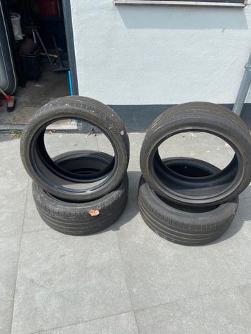 235/40 R19 beschikbaar voor biedingen