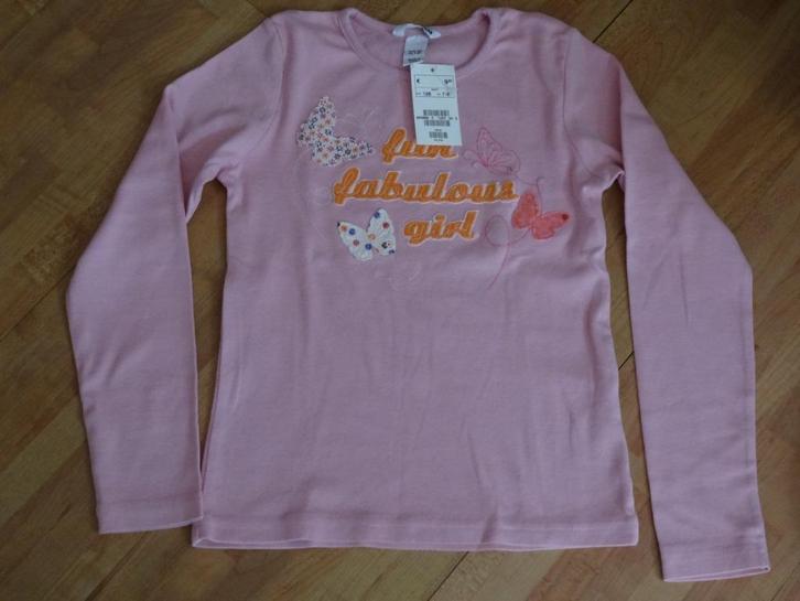 roze longsleeve met vlinders nieuw. mt 128, Kinderen en Baby's, Kinderkleding | Maat 128, Nieuw, Meisje, Shirt of Longsleeve, Ophalen of Verzenden