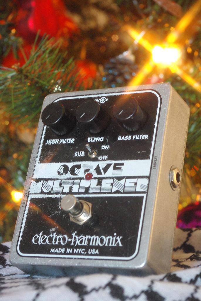 electro harmonics octave multiplexer, Muziek en Instrumenten, Effecten, Zo goed als nieuw, Overige typen, Ophalen of Verzenden