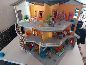 90. Playmobil Woonhuis 9266 met Inboedel beschikbaar voor biedingen
