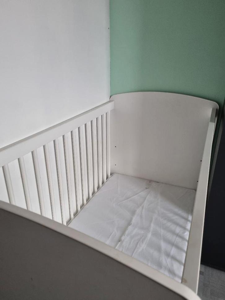 Ledikant, Kinderen en Baby's, Babywiegjes en Ledikanten, Zo goed als nieuw, Ledikant, Ophalen