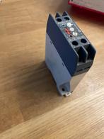 Telemecanique RE2-MA201M Time Relay, Ophalen of Verzenden, Gebruikt, Overige typen