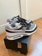 Nike Air Max Classic BW QS 'Lyon' - City Pack, Kleding | Heren, Schoenen, Zwart, Nieuw, Ophalen of Verzenden, Sneakers of Gympen