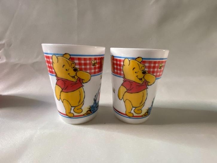 Retro Set van 2 Winnie de Poeh Pooh glazen drinkbekers Arcop, Huis en Inrichting, Keuken | Servies, Gebruikt, Kop(pen) en/of Schotel(s)