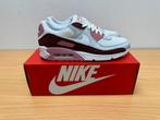 Nike Air Max 90 SE Neapolitan 44 Nieuw, Wit, Nike, Nieuw, Ophalen of Verzenden