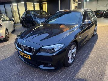 BMW 5-serie Touring 520i Executive M PAKKET TREKHAAK CRUISE  beschikbaar voor biedingen