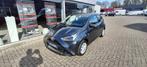 Toyota Aygo 1.0 VVT-i x-fun NLauto | dealeronderhouden, Voorwielaandrijving, Gebruikt, Euro 6, Met garantie (alle)