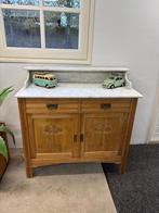 Prachtig licht eiken vintage kast met een wit marmeren blad, Ophalen of Verzenden, Zo goed als nieuw, 25 tot 50 cm, 100 tot 150 cm