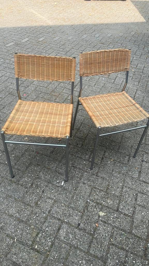 Martin Visser stoeltjes voor het Spectrum. ( Sirkel ), Huis en Inrichting, Stoelen, Zo goed als nieuw, Twee, Ophalen