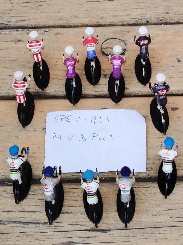 Vanderpoel M.  veel verschillende coureurkes, Verzamelen, Sportartikelen en Voetbal, Shirt, Buitenlandse clubs, Verzenden