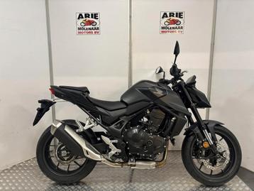 Honda CB 750 Hornet ABS (bj 2025) beschikbaar voor biedingen