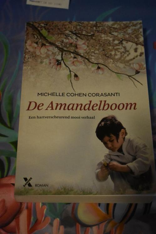 boek van Michelle Cohen-Corasanti/de amandelboom, Boeken, Romans, Zo goed als nieuw, Nederland, Ophalen of Verzenden