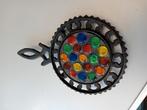 Oude gietijzer onderzetter met glas., Antiek en Kunst, Ophalen of Verzenden