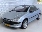 Peugeot 206 CC 1.6-16V in keurig nette staat! 100.000km (200, Auto's, Peugeot, Voorwielaandrijving, Open dak, Gebruikt, Zwart