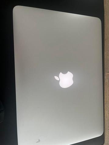 MacBook Pro 2015 13inch beschikbaar voor biedingen