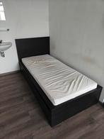 Mooi zwart Ikea MALM eenpersoons bed met lades en matras, Huis en Inrichting, Ophalen, 90 cm, Eenpersoons, Zwart