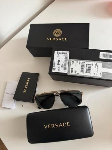 Versace bril beschikbaar voor biedingen