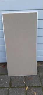 Prikbord, Ophalen, Zo goed als nieuw