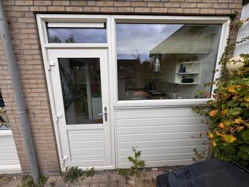 Kunststof kozijnpartij inclusief deur! Incl HR ++ glas beschikbaar voor biedingen
