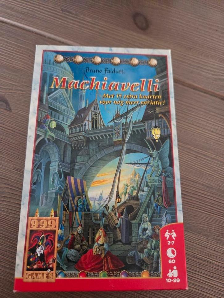 Machiavelli 999 games, Hobby en Vrije tijd, Gezelschapsspellen | Overige, Zo goed als nieuw, Ophalen of Verzenden
