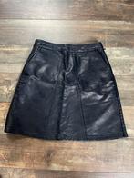 Blauwe( immitatie) lederen rok, Kleding | Dames, Rokken, Blauw, Ophalen of Verzenden, Zo goed als nieuw, Maat 36 (S)